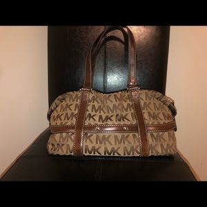 Micheal Kors Purse